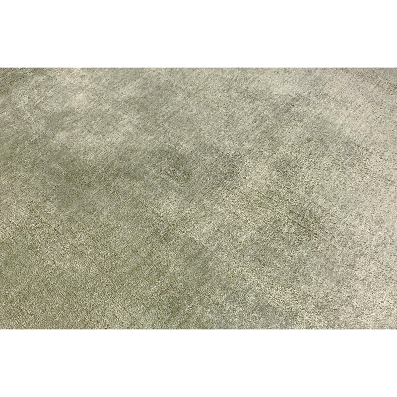 Wool Area Rug in Gray