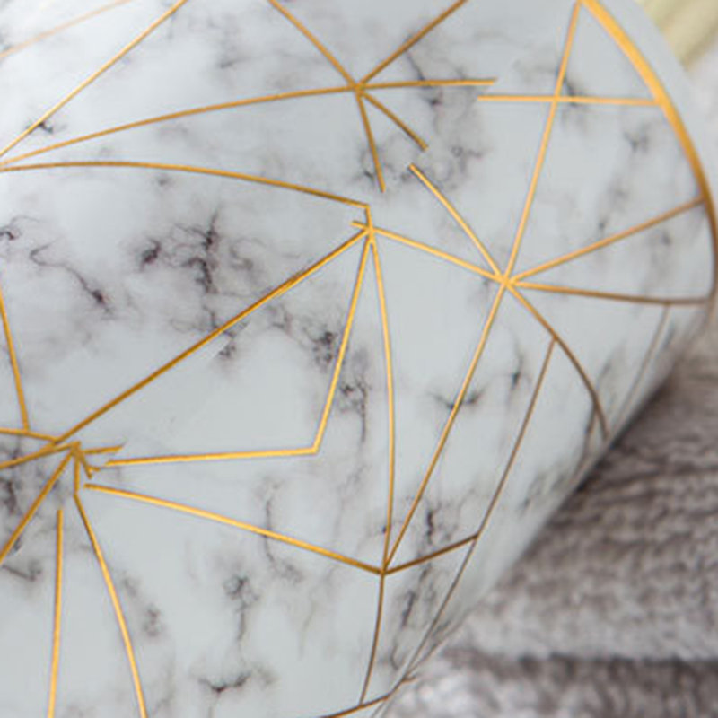 Distributeur de savon Nordic Golden Marble, Blanc