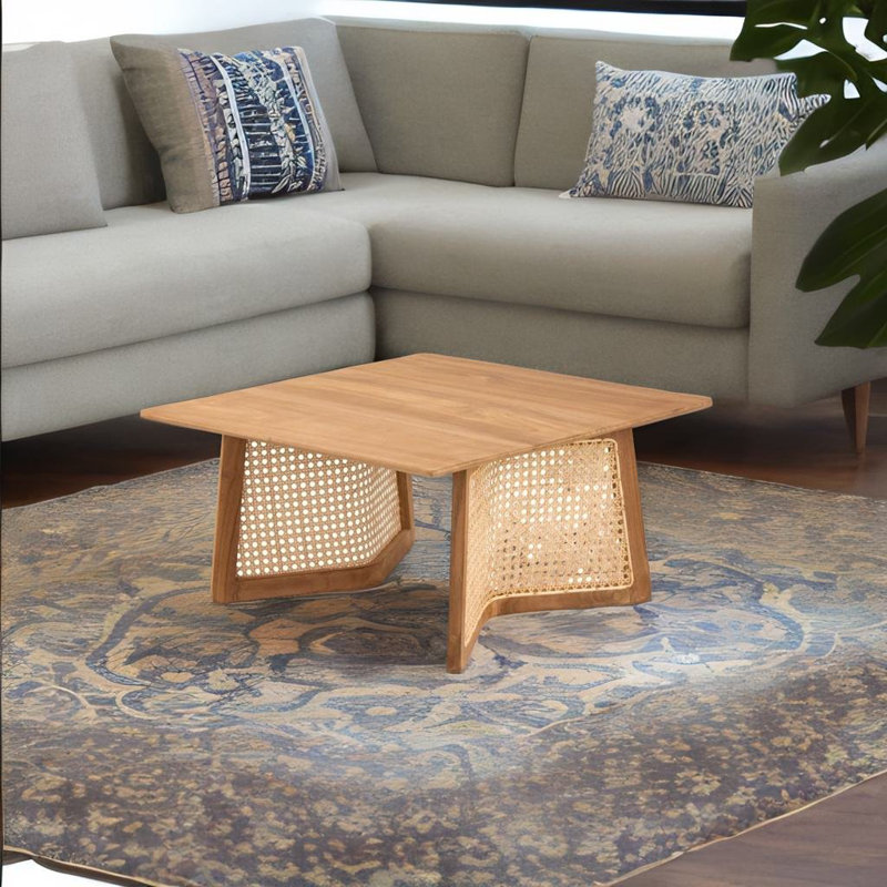 Bradeord Solid Wood Single Coffee Table