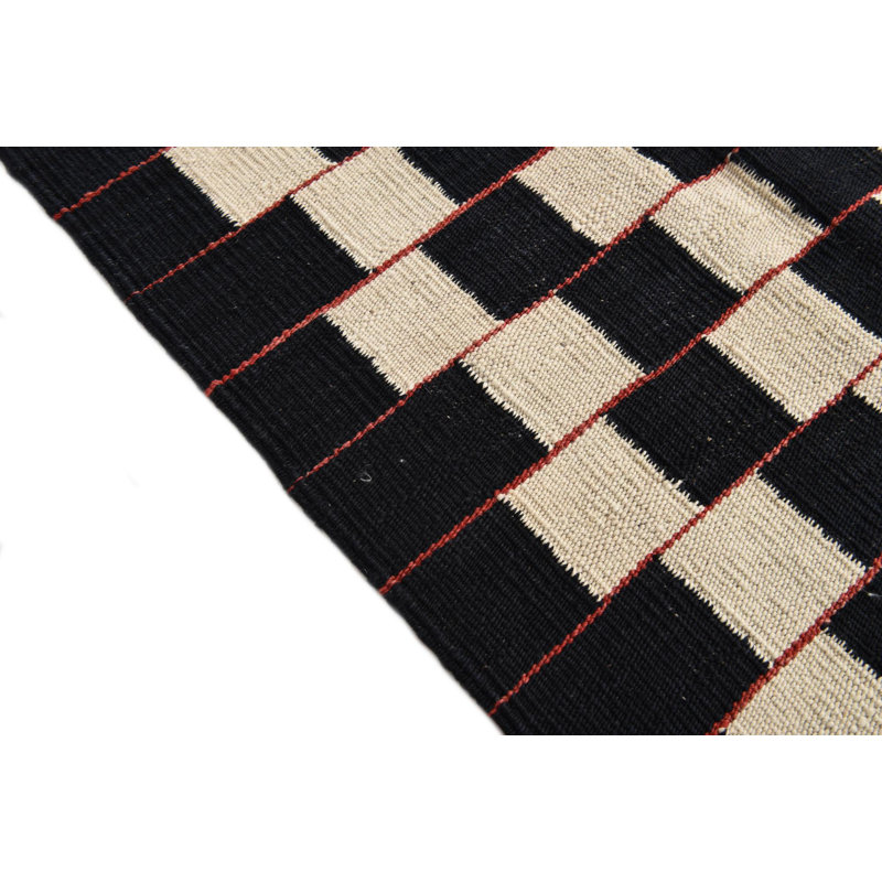 Tapis noir et blanc Noor