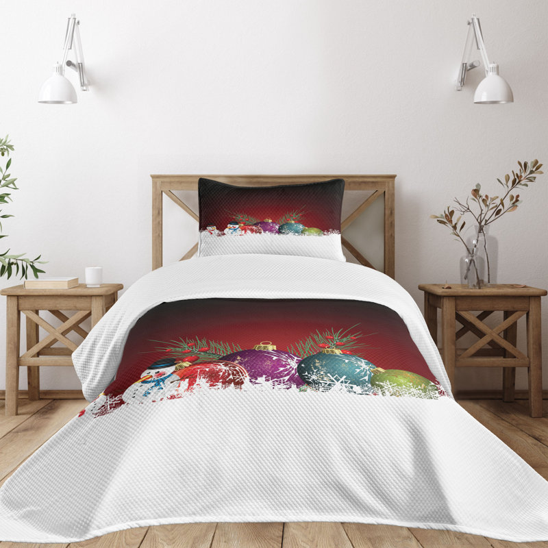 White Twin Kids Unisex Christmas Bedspread Set