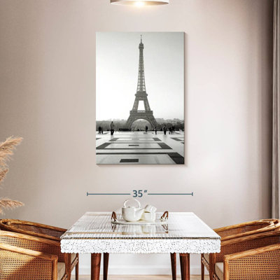 Aime Tour Eiffel IV