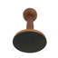 Porte-bougie en bois avec base ronde sculptée et détails décoratifs tournés pour un style décontracté moderne-116136134-116136136