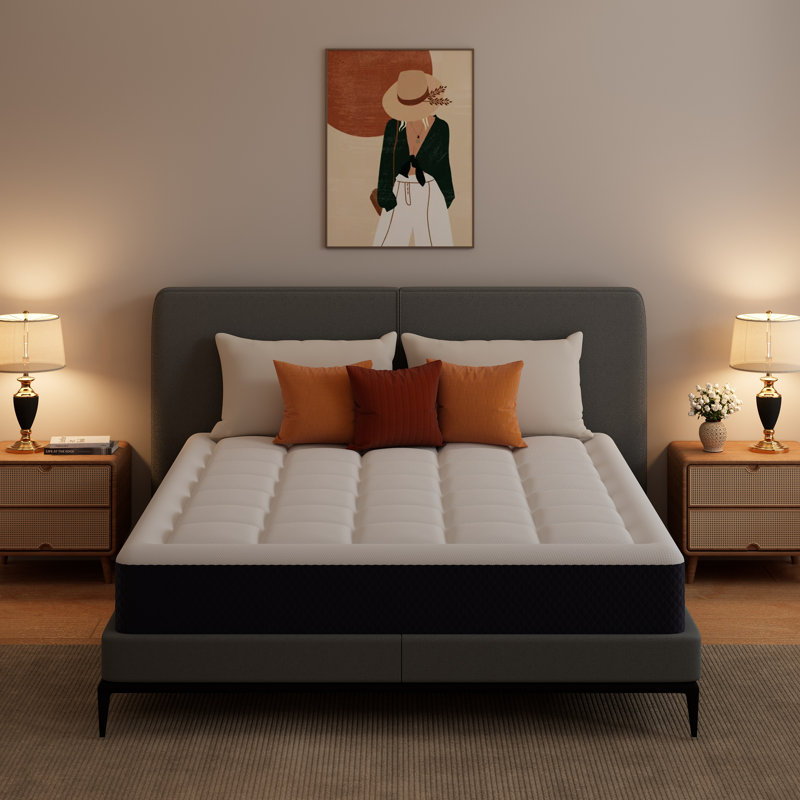 Matelas en mousse viscoélastique 10 po - Soulagement de la pression et isolement des mouvements, Grand lit