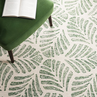 Rachell Avalyn Floral Handmade Tufted Wool Area Rug in Ivory / Green