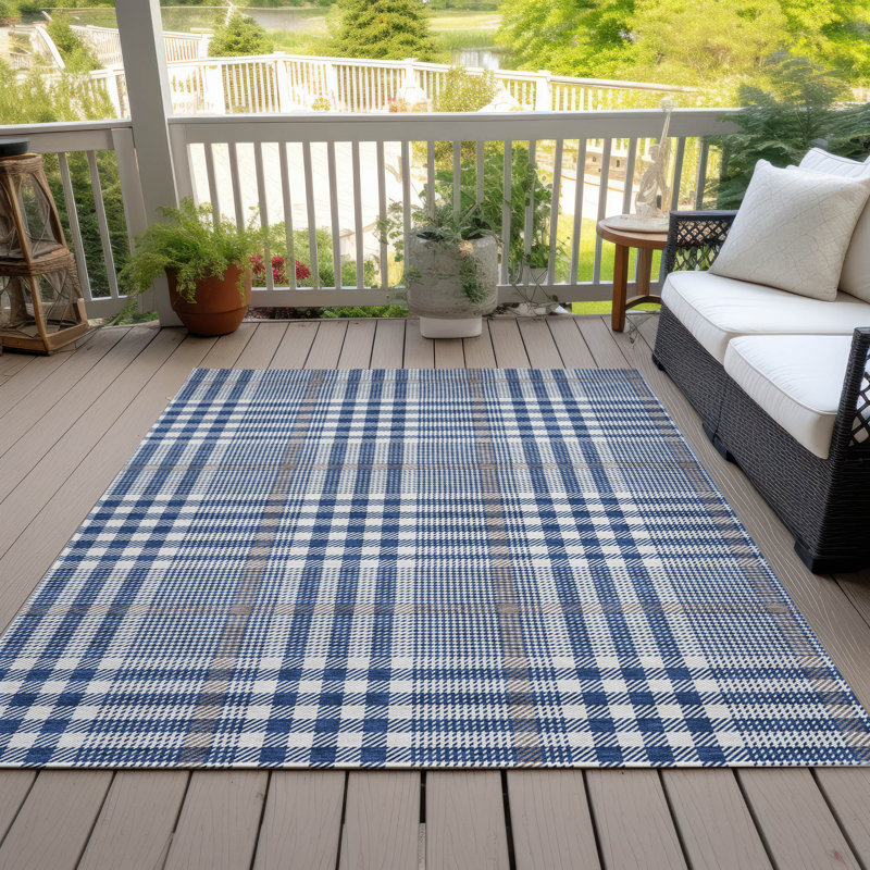 Navy Plaid Synthetic Washable Indoor/Outdoor Rug 2'6" x 3'10"