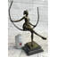 Statue originale signée par Collet, femme sexy sur une balançoire en bronze