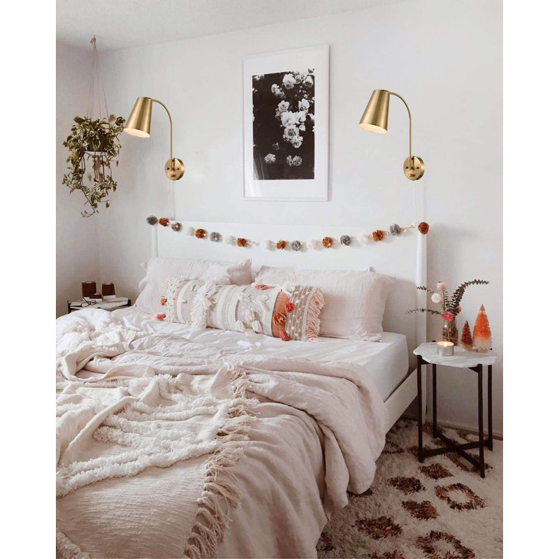 Armed Sconce