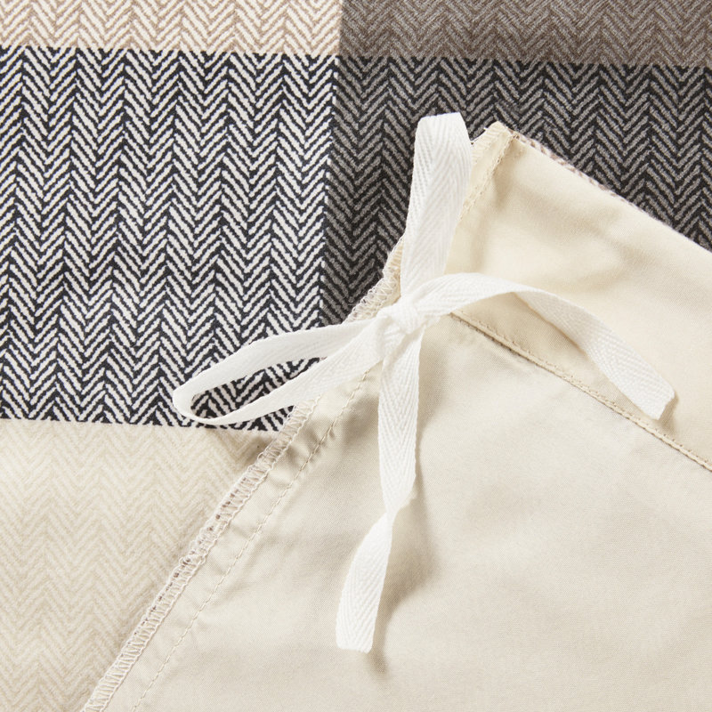 Très grand / très grand lit à chevrons avec motif audacieux et coussins décoratifs Housse de couette confortable, Beige