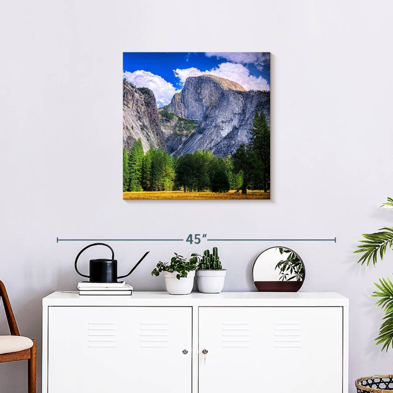 Paysage de montagnes en demi-dôme d'Alvord, H 24 po x l 24 po