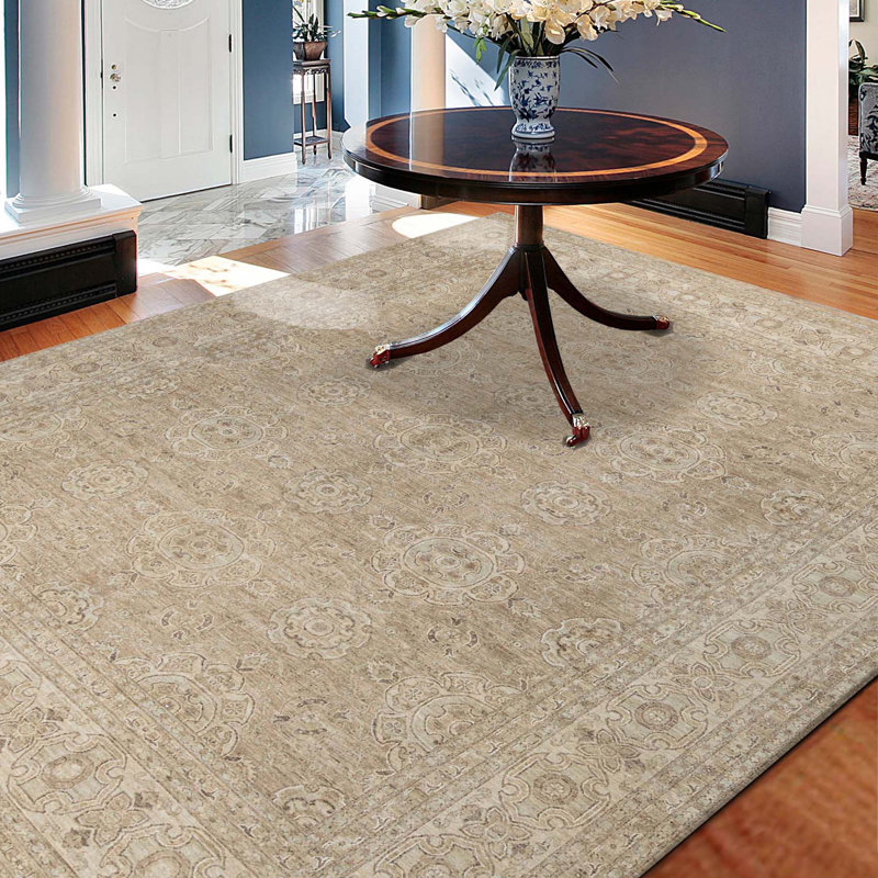 Tapis beige noué à la main de haute qualité