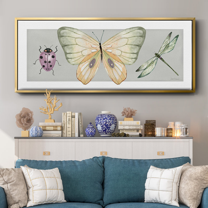 «Pretty Insectes I», toile encadrée, H 20 po x l 50 po