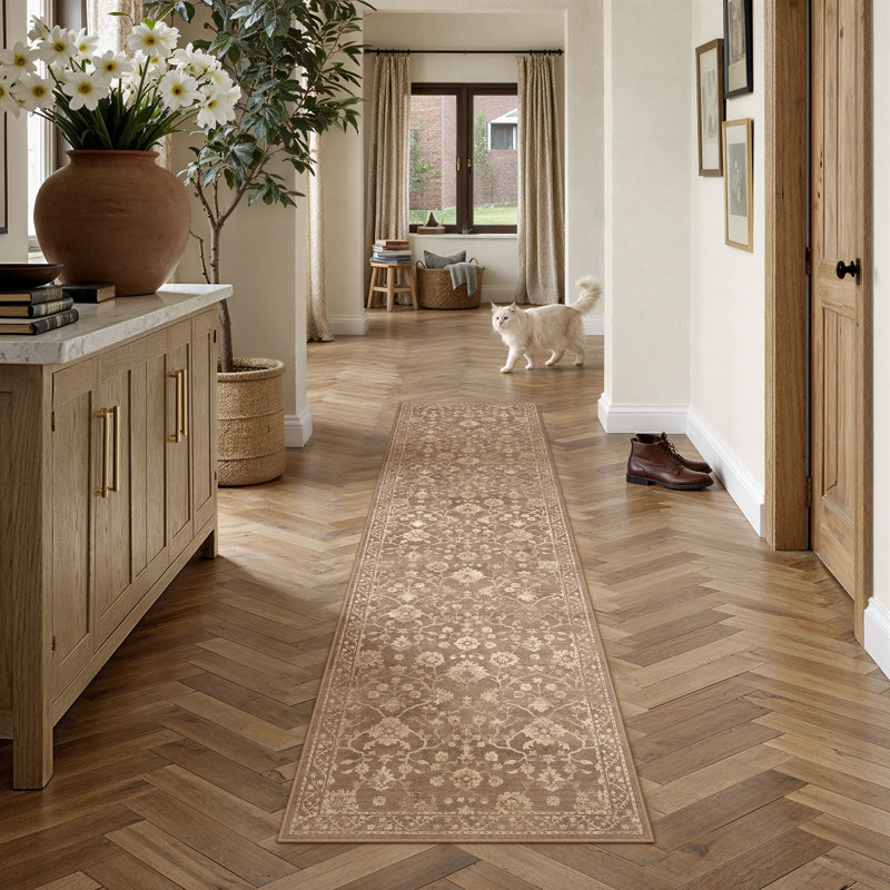 Tapis lavable à motif floral rétro Avella avec envers antidérapant, Brun, Runner 2' x 8'
