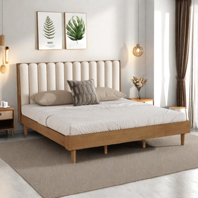 Lit très grand en bois avec tête de lit tapissier à clé de piano, structure renforcée