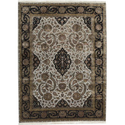 Tapis noir de haute qualité noué à la main