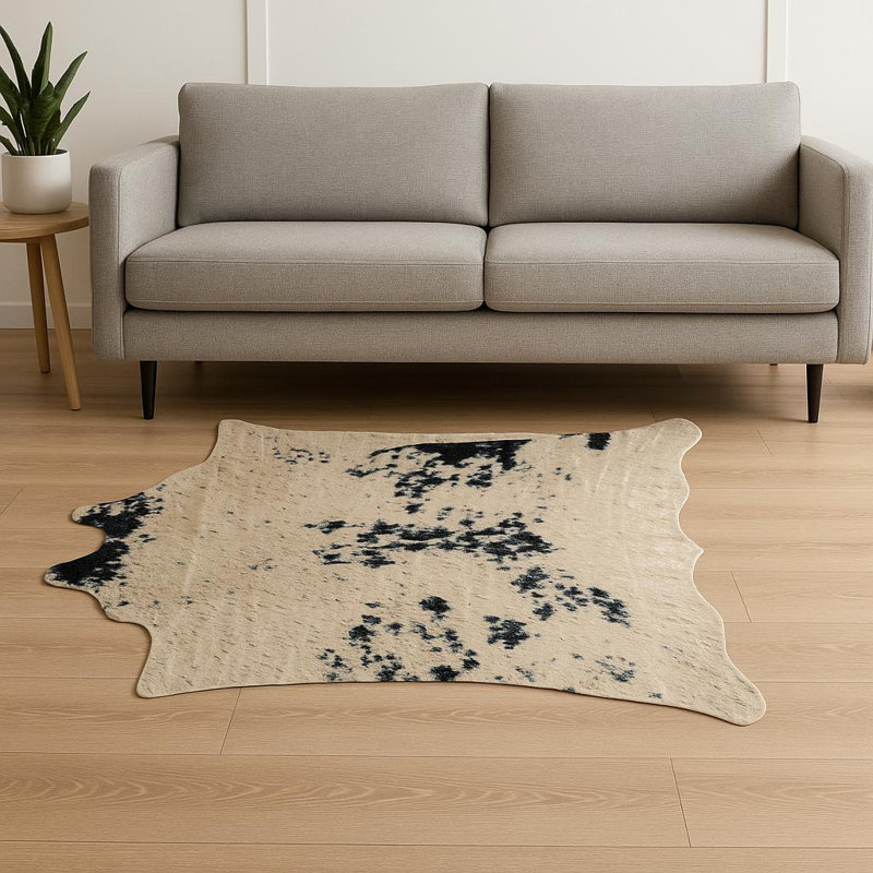 Tapis lavable à imprimé animal noir et blanc cassé 4 pi x 5 pi