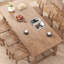 Ensemble de table à manger en bois massif de style nordique.-106778347