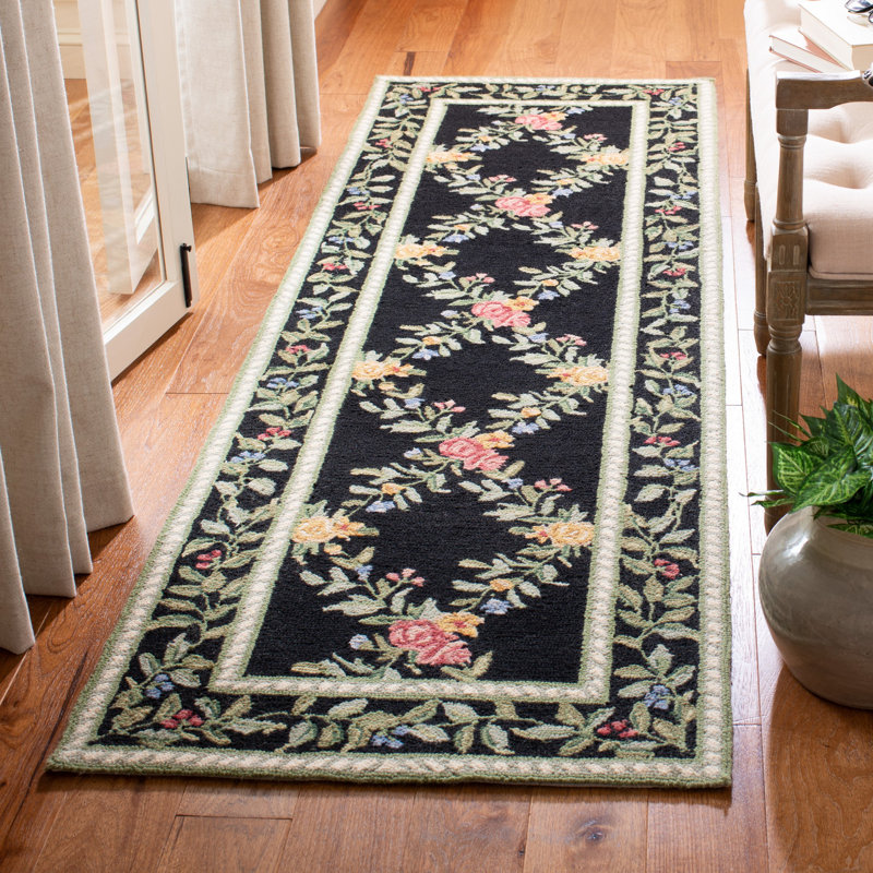 Tapis floral en laine crocheté à la main Beyda, Tapis de couloir 2 pi 6 po x 6 pi