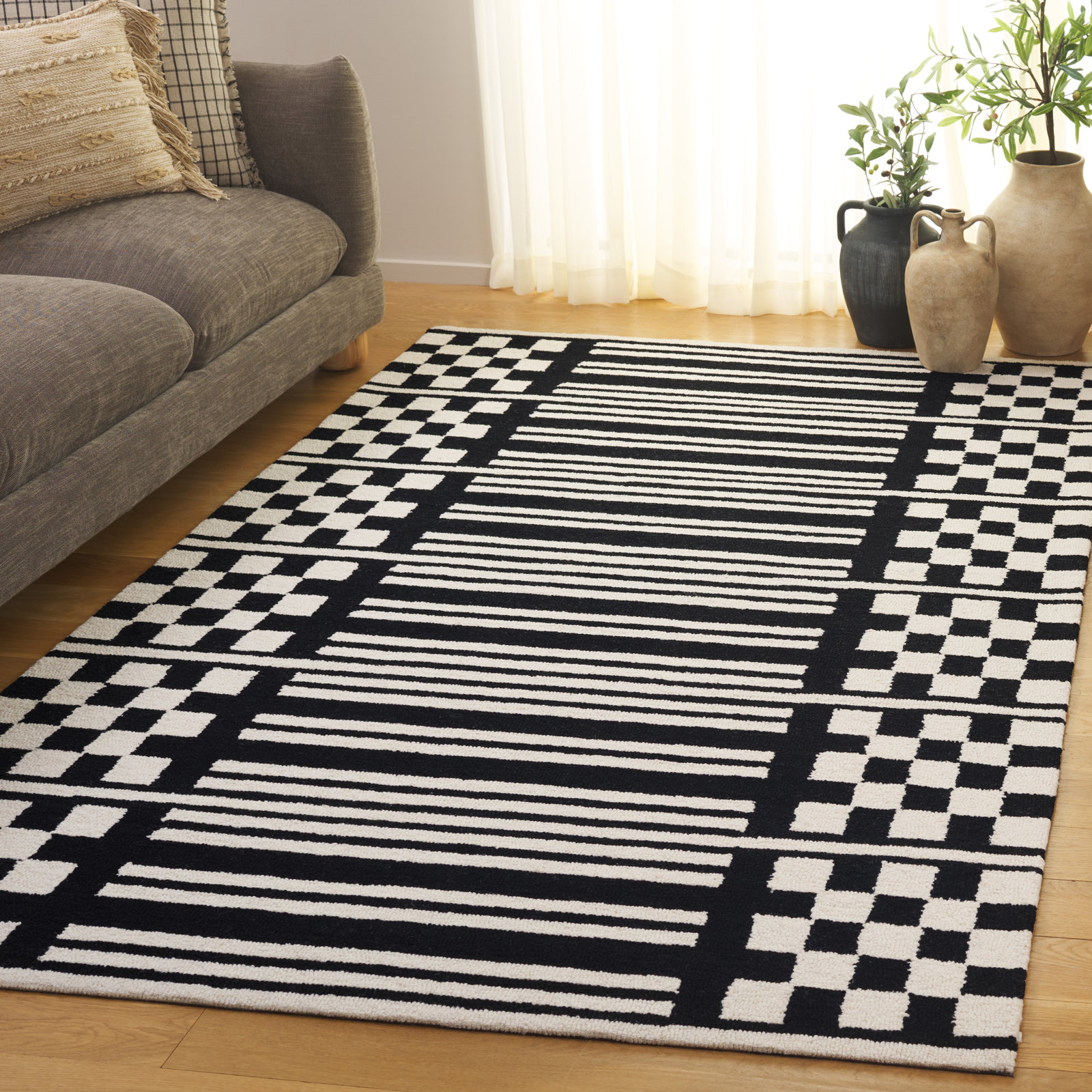 Hand-Tufted Geometric Wool Rug, Rectangle 5' x 8'