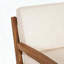 Fauteuil club en bois d'acacia avec panneau à lattes - votre choix de coussin Sunbrella ou résistant à l'eau