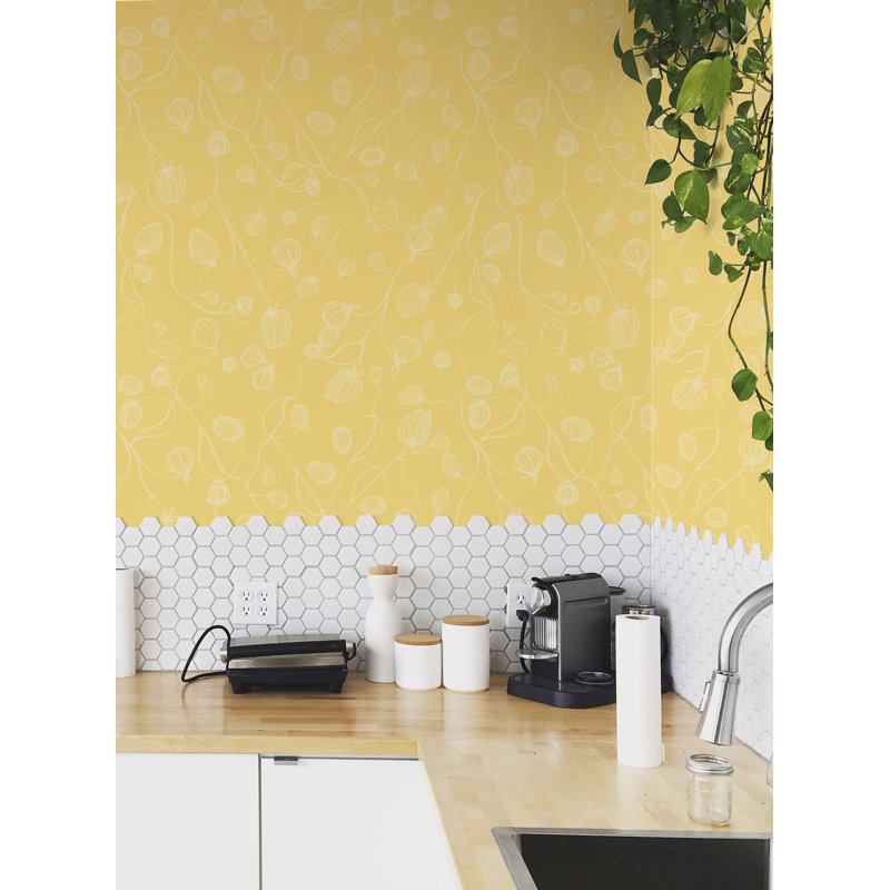 Onions 33' L x 20.5" W  Wallpaper Roll, Yellow