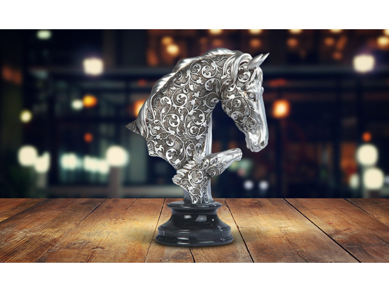 Figurine 10 "H