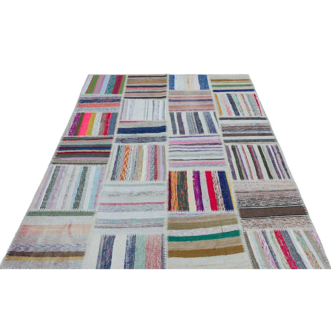 Round Benevides Hand Knotted Area Rug
