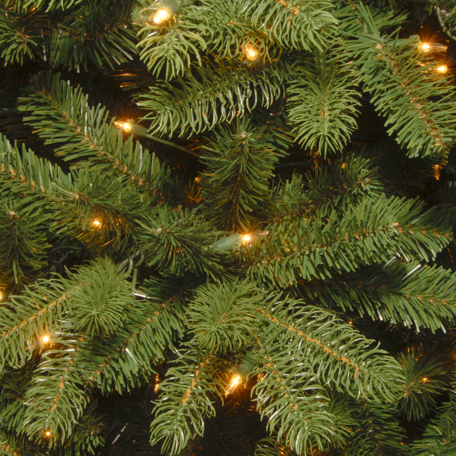 6' Pre-Lit Spruce Tree - The Holiday Aisle®, 4.6' H