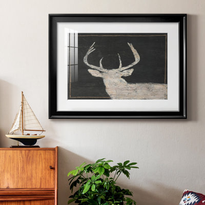 Brow Tine Deer I, reproduction encadrée de qualité supérieure - prête à être accrochée