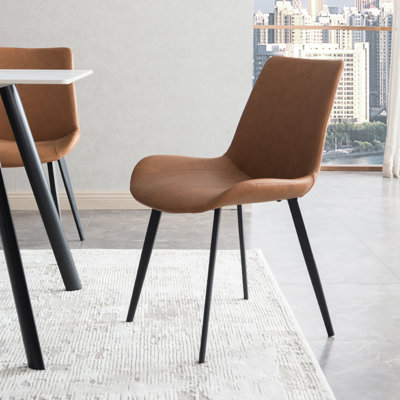 Chaise d'appoint rembourrée en similicuir Kamai avec pieds en acier au carbone