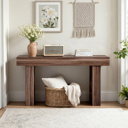 entryway table and organization 