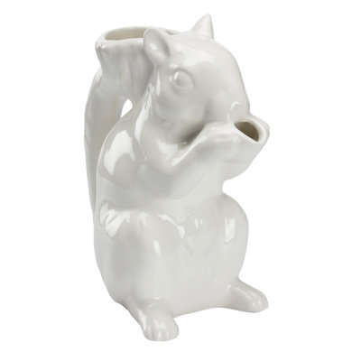 Squirrel Pitcher