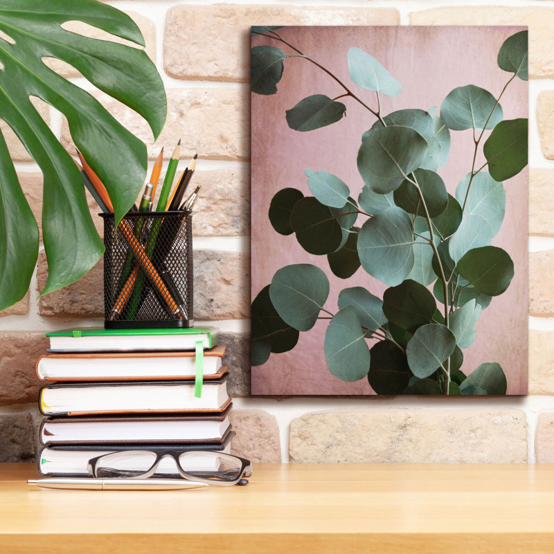 «Ashraff Sage Eucalyptus No. 1» par Lupen Grainne, H 16 po x l 12 po x P 0,75 po