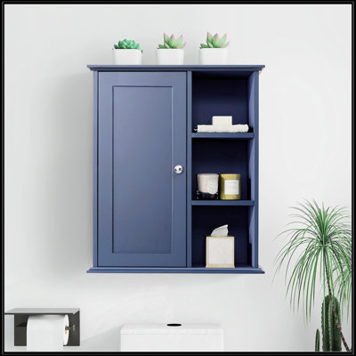 Armoire de rangement au-dessus de la toilette