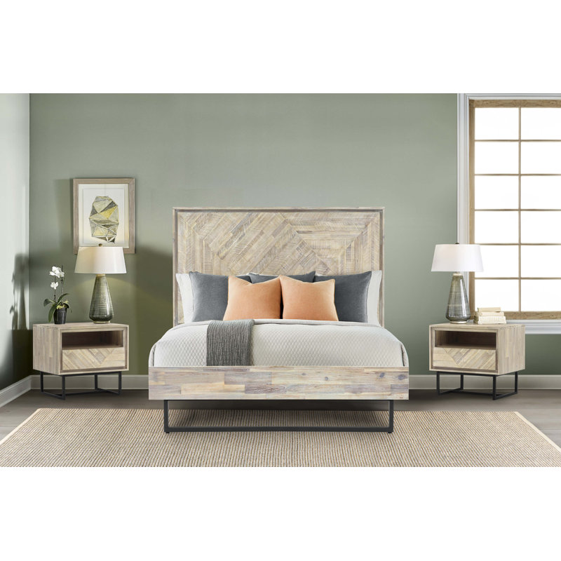 Breannia Solid Wood Piece Bedroom Set, King