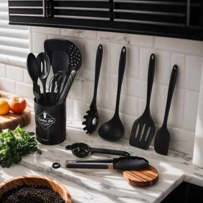 Ensemble de 15 ustensiles de cuisine en silicone, noir.