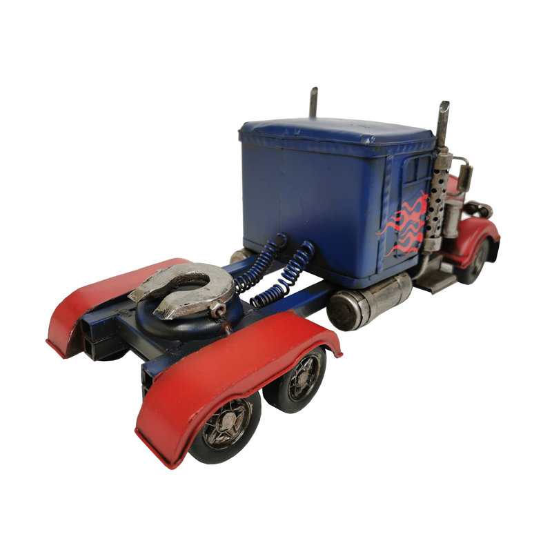 Sculpture semi-camion