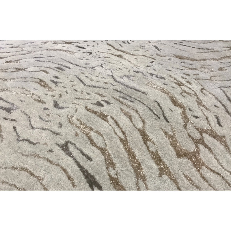 Hand-Knotted High-Quality Beige and Gold Area Rug