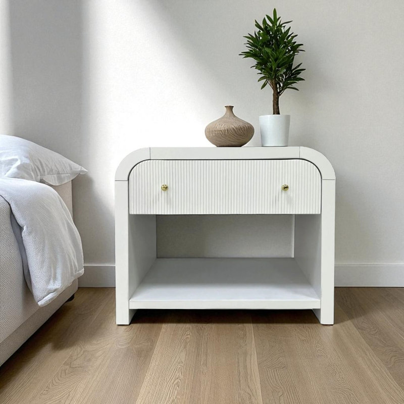 Table de chevet H 26,5 po Liabella, Blanc / Doré