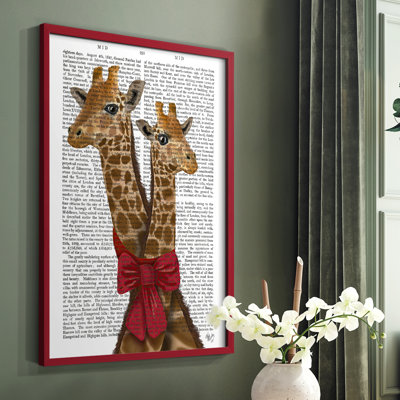 «Giraffes and Bow», reproduction encadrée