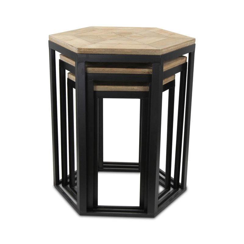 Tables gigognes en bois massif