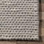 Tapis gris clair en laine tressé à la main-2137701766