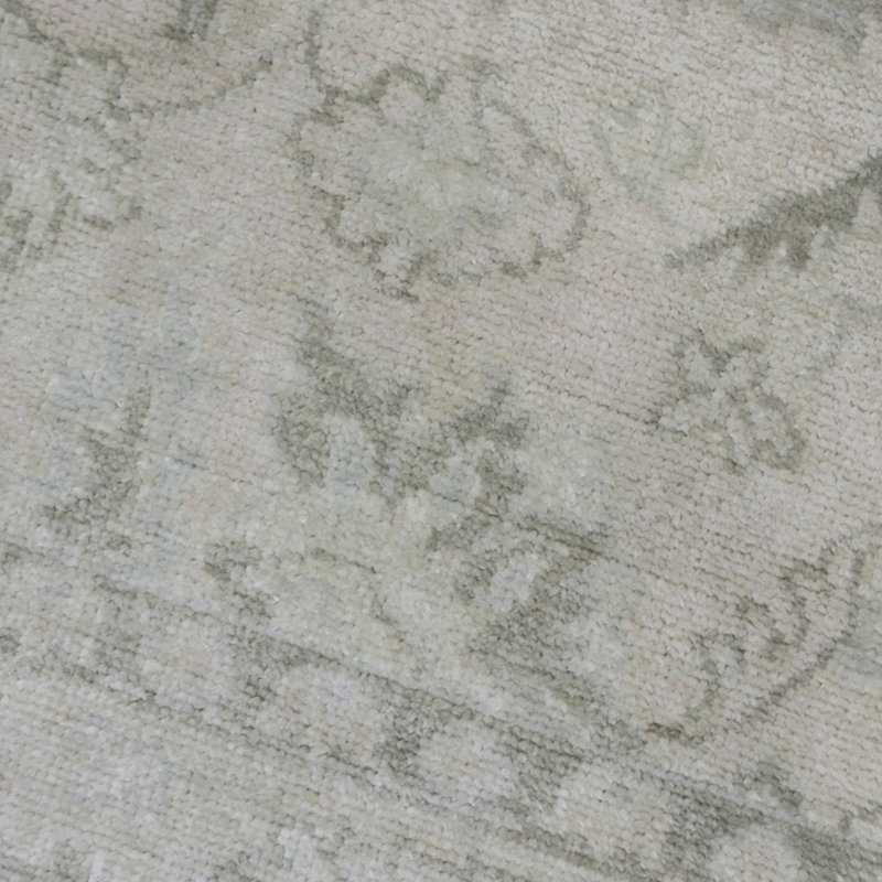 Eisele Floral Indoor Rug