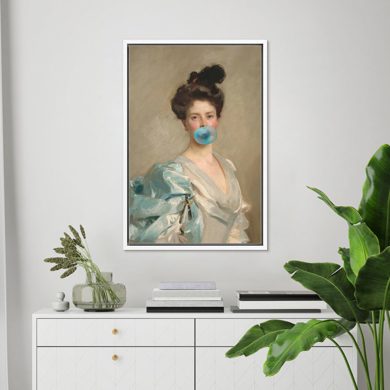 "Alteré classique Portraits", femme élégante avec impression éclectique bleue, Cadre flottant blanc, H 36 po x l 24 po