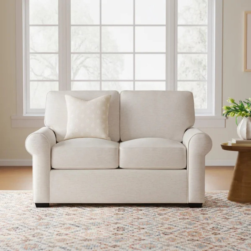 Causeuse rembourrée 61,5 po Porter, Loppolo blanc cassé