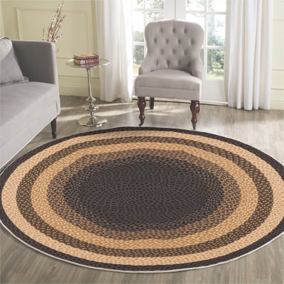 Round Judith Area Rug