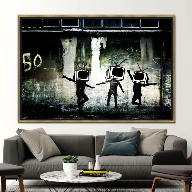 «Banksy Inspired Dancing TV Graffiti», art mural - Street Style, décoration murale pour maisons modernes, H 33 po x l 45 po