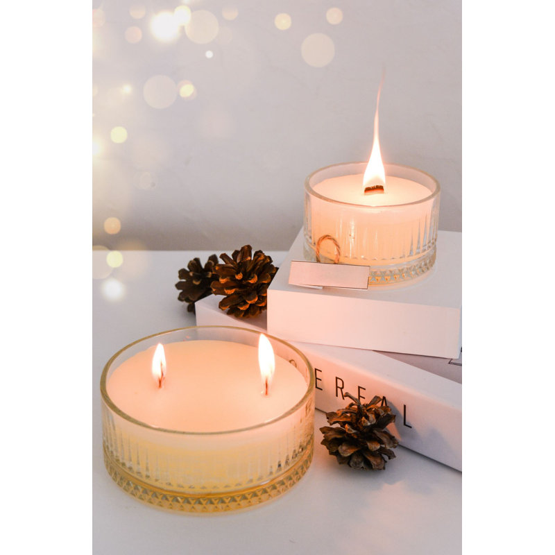 Ensemble de bougies parfumées à la vanille de qualité supérieure (2 pièces) | 100% verre, 100% cire de soja | Grande bougie: 5,1 x 3,9 pouces (200 ml), moyenne bougie: 3,5 x 3,5 pouces (150 ml) | Durée de combustion de 24 à 26 heures | Élégant décor blanc pour la maison et la détente
