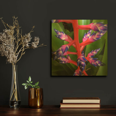 «Mauve et rose» par Jan Bell, art mural en métal doré, 12 po x 12 po