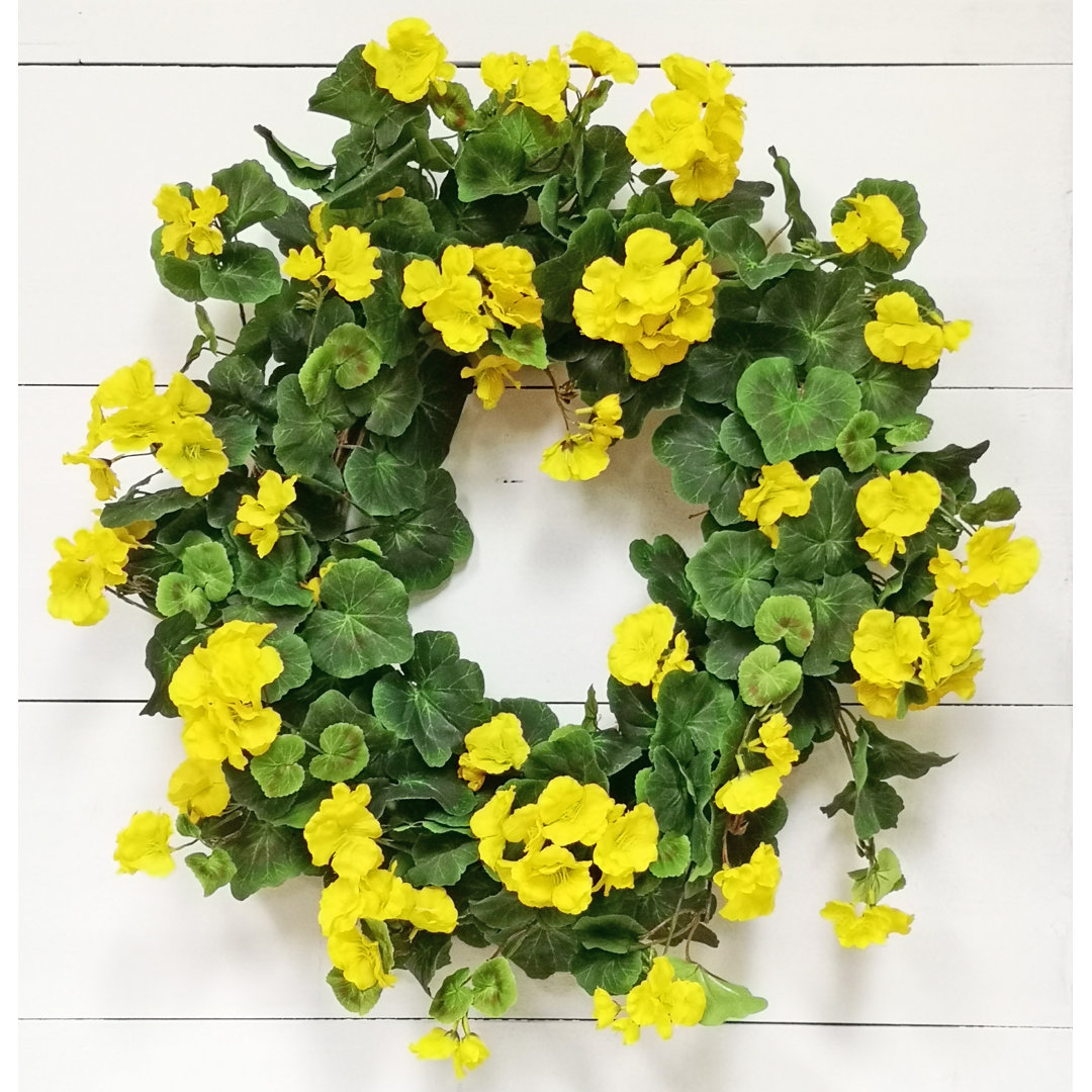 Handcrafted Faux Geranium 24'' Wreath Freeport Park® Wreath 